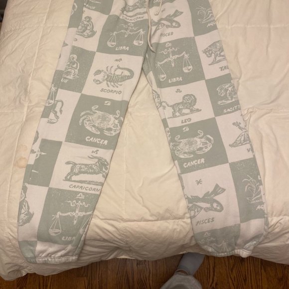 Urban Outfitters Out From Under astrology Printed Fleece Jogger Pant - Picture 2 of 3
